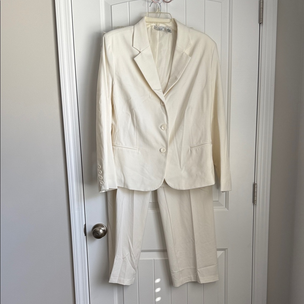 Kim Rogers Cream Suit